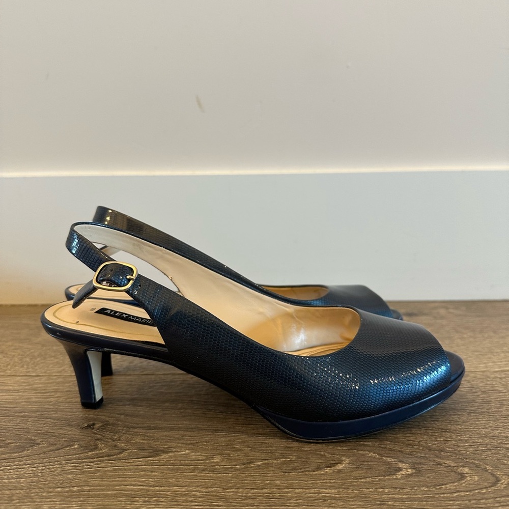 Alex Marie Sz 9 Navy Blue Patent Leather Open Toe Slingback Heels